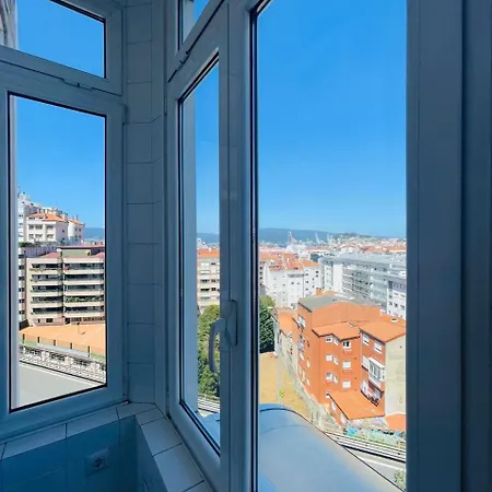 Daire Amplio Y Centrico Piso Senorial Vigo